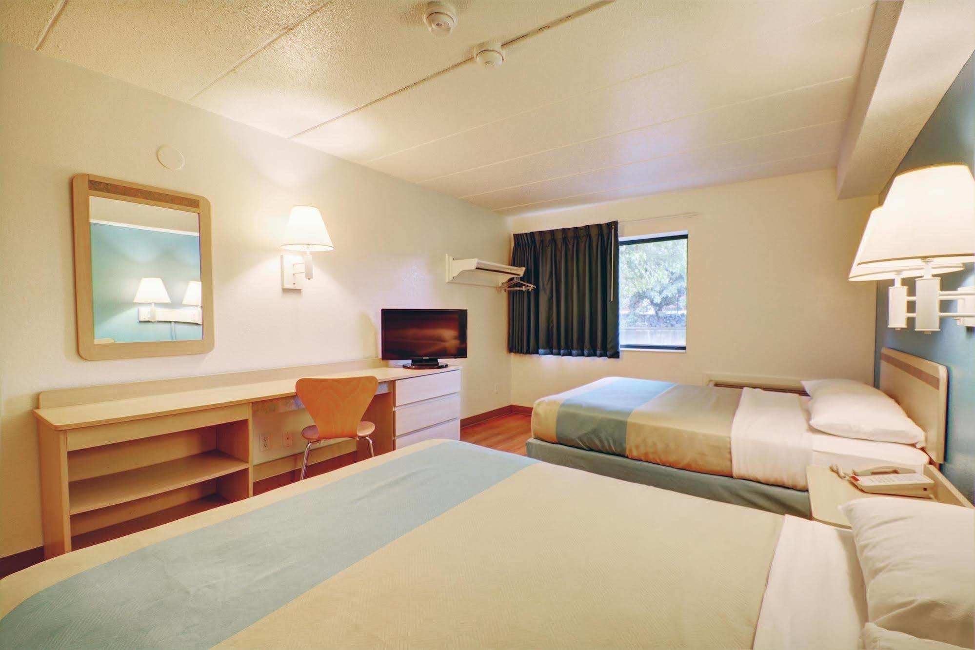 Motel 6-Newport, Ri Dış mekan fotoğraf